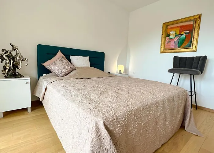 Seaview Apartments Croatia - Ena