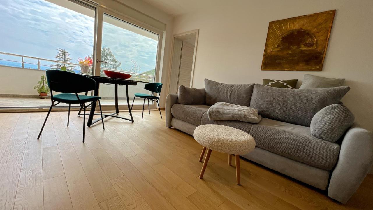 Apartment Seaview Croatia - Ena