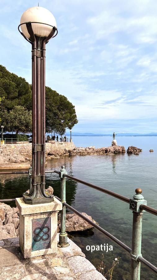Apartment Seaview Croatia - Ena Moscenicka Draga